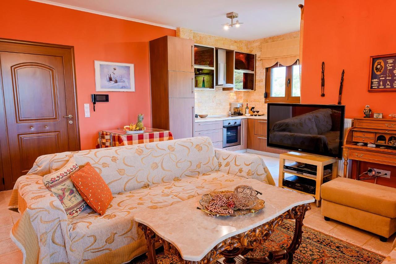 Villa Mariellie Nea Peramos  Luaran gambar
